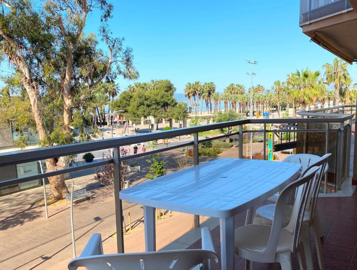 El Pinar Fuente Luminosa Daire Salou Dış mekan fotoğraf